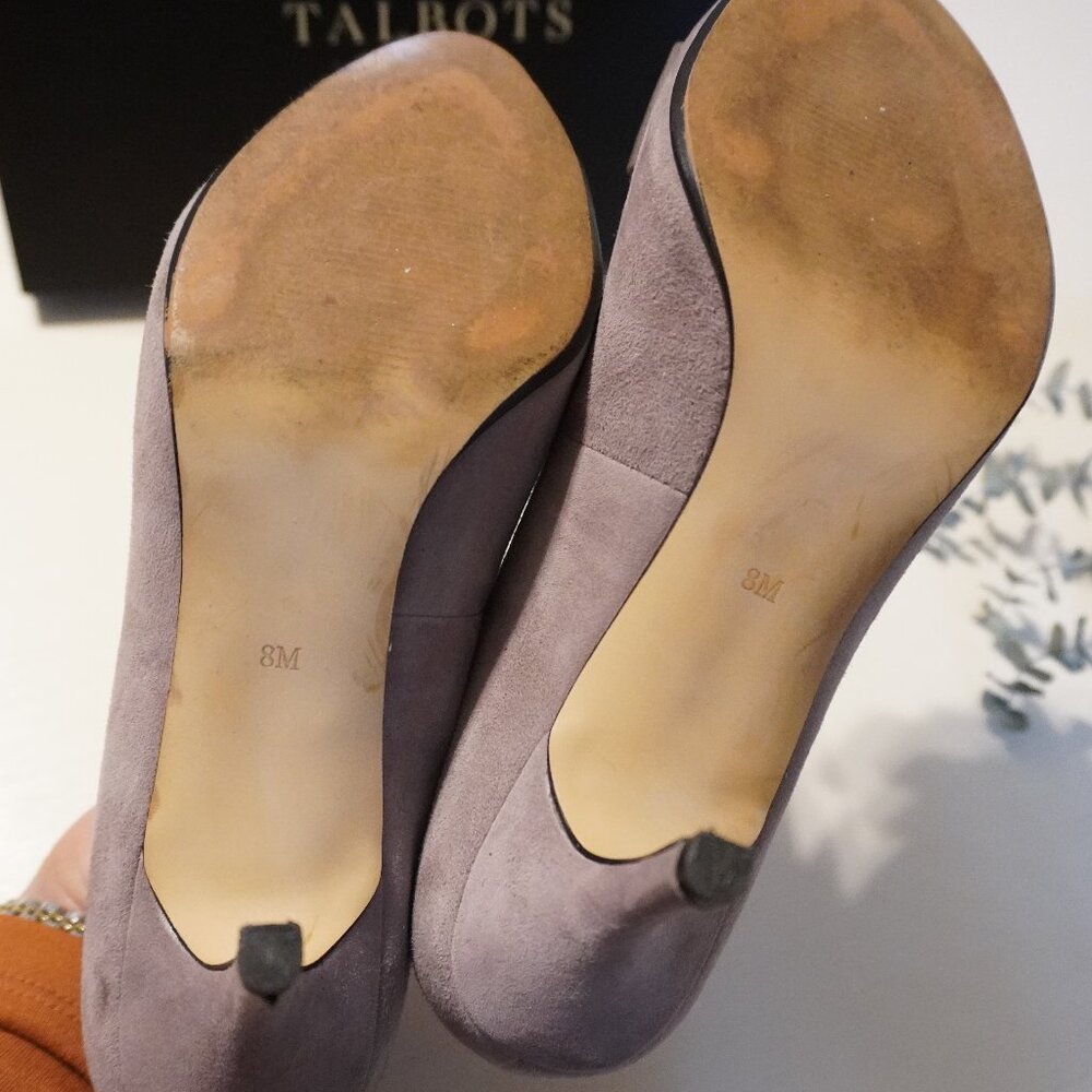 Talbots Suede Heels with Bow detail on toe - Size 8 - Picture 7 of 9